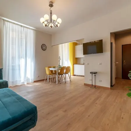 Piazza di Santa Maria Maggiore Cosy Apartment-2